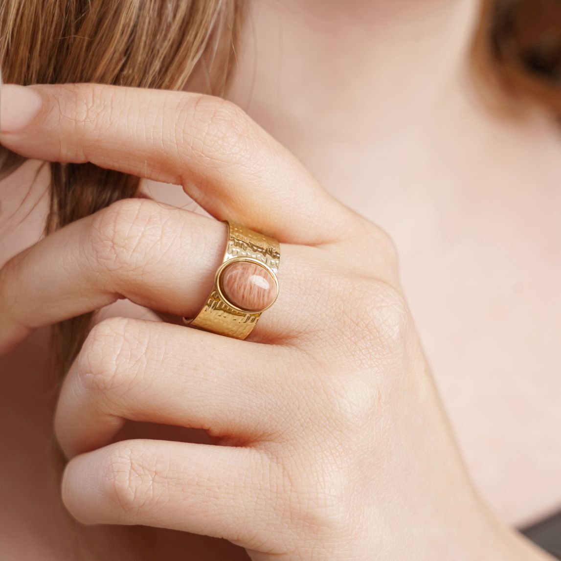 Bague Béléne en acier inoxydable doré à l'or fin — vue 3