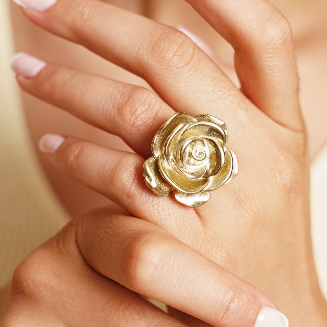 Bague Avelina en acier inoxydable doré à l'or fin — vue 3