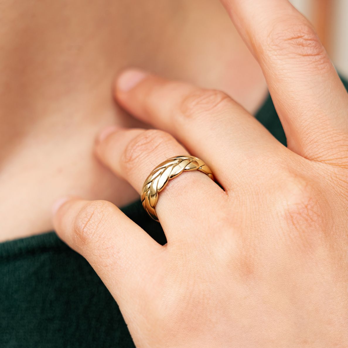 Bague Viviane en acier inoxydable doré à l'or fin