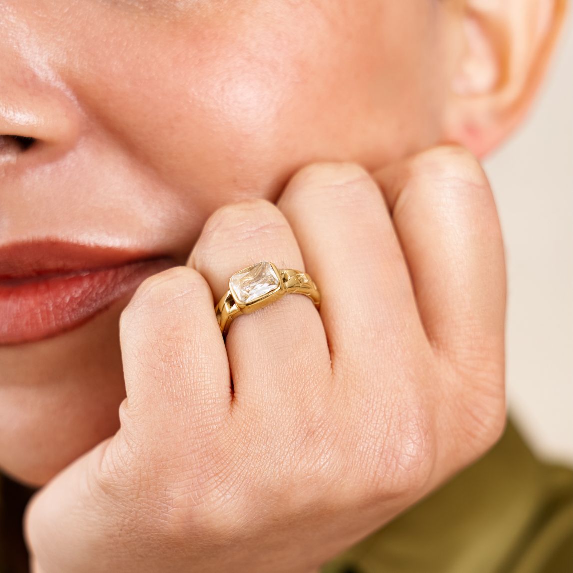 Bague Azura en acier inoxydable doré à l'or fin — vue 2