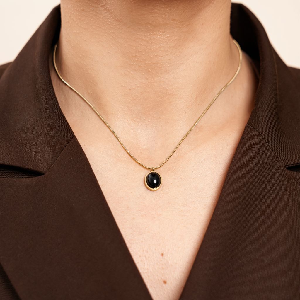 Collier Sawda en acier inoxydable doré à l'or fin — vue 3