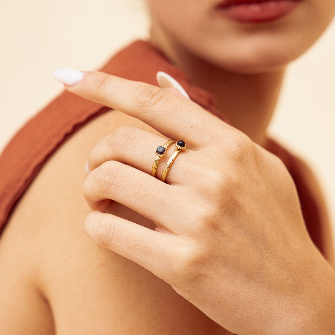 Bague Liris en acier inoxydable doré à l'or fin — vue 4